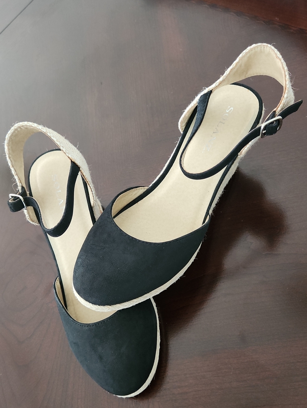 Black Espadrilles with Elegant Design - Picture 2 of 4